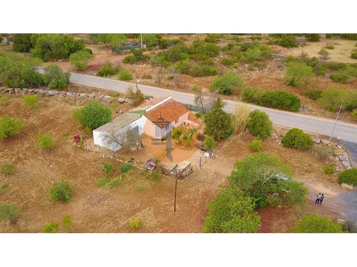 Image No.2-2 Bed Farmhouse for sale