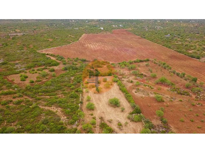 Image No.7-2 Bed Farmhouse for sale