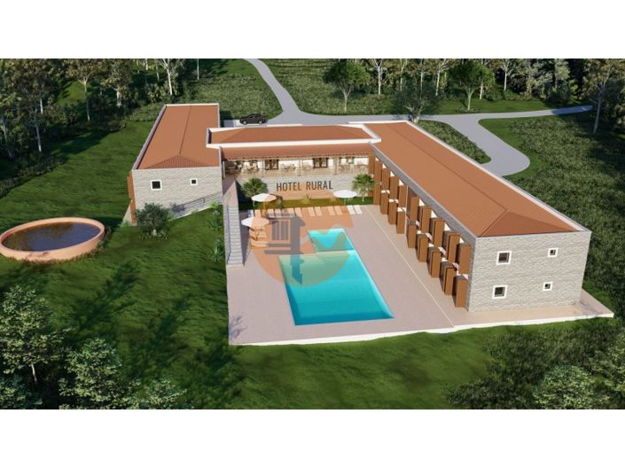 Image No.12-40 Bed Commercial for sale