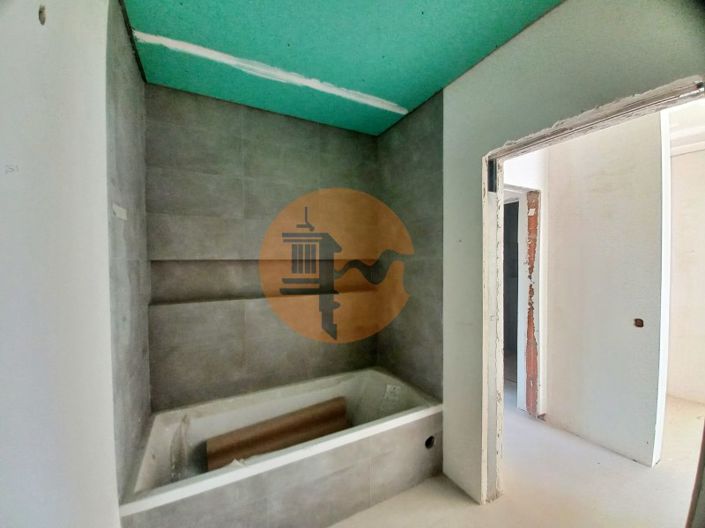 Image No.22-2 Bed Apartment for sale