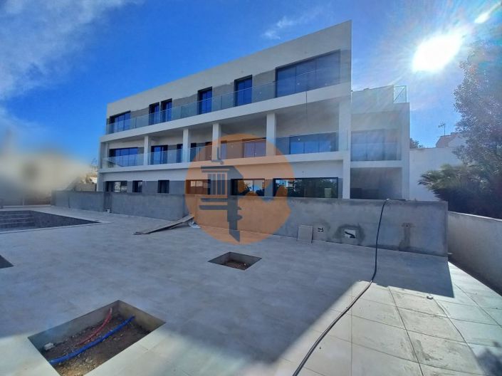 Image No.4-2 Bed Apartment for sale