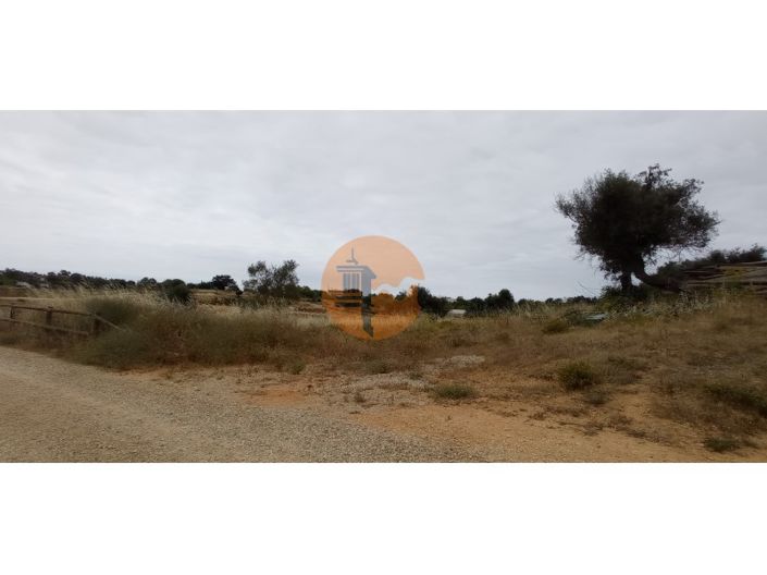 Image No.24-40 Bed Farmhouse for sale