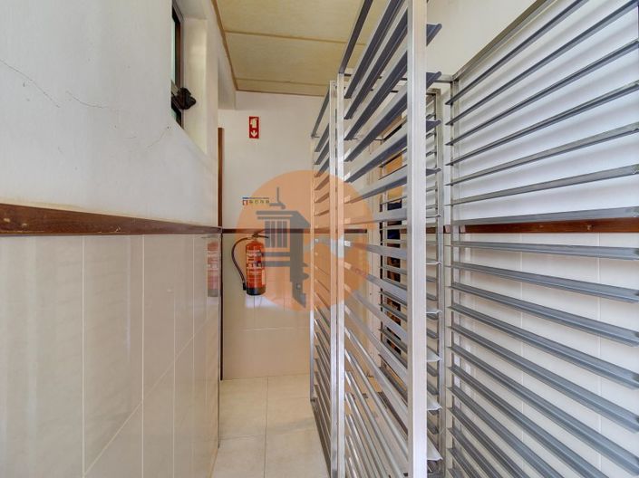 Image No.16-2 Bed Commercial for sale