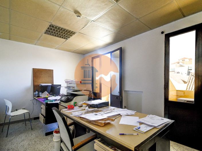 Image No.26-2 Bed Commercial for sale