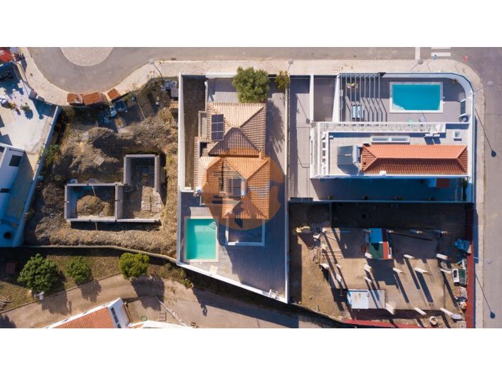 Image No.52-4 Bed House for sale