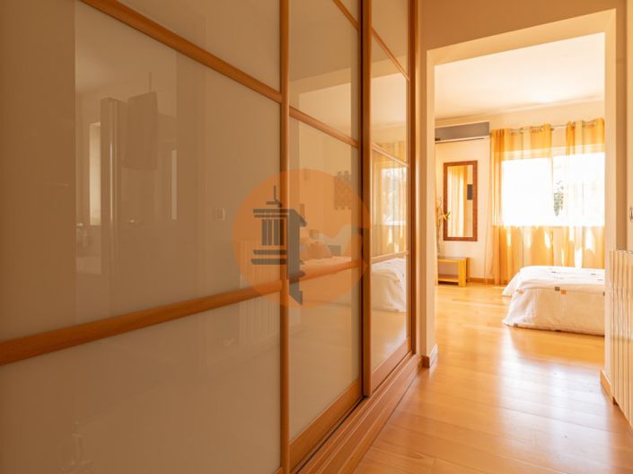 Image No.13-3 Bed House for sale