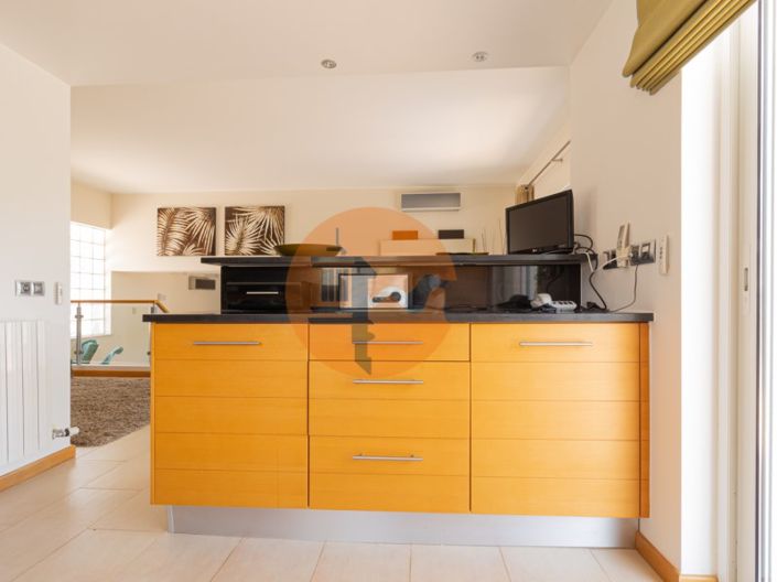 Image No.23-3 Bed House for sale