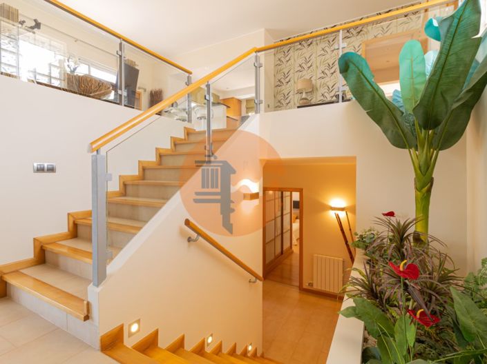 Image No.27-3 Bed House for sale