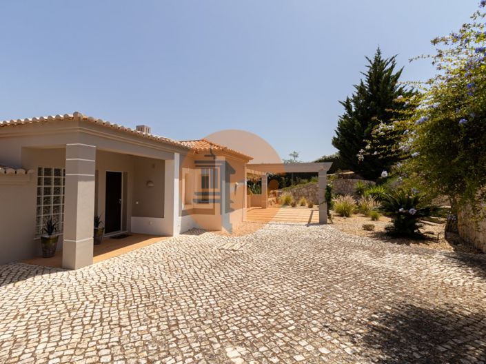 Image No.45-3 Bed House for sale