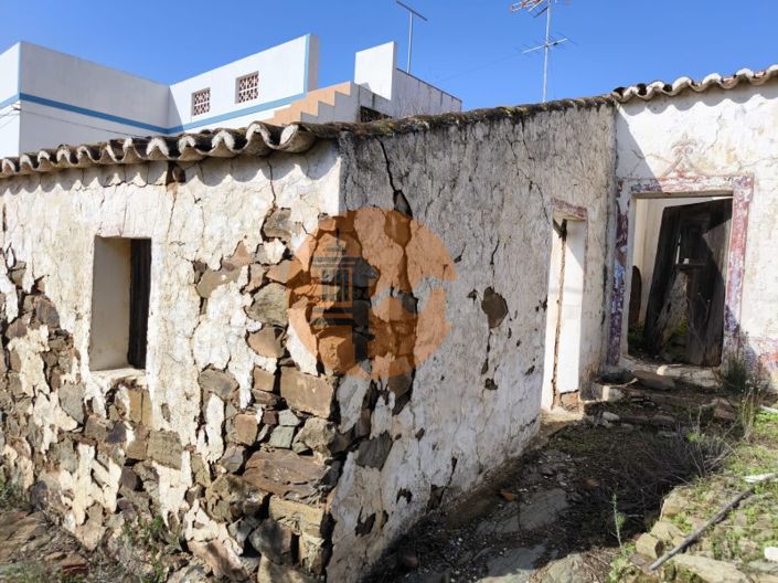 Image No.9-1 Bed House for sale