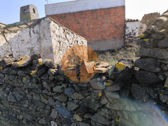 Image No.10-2 Bed House for sale