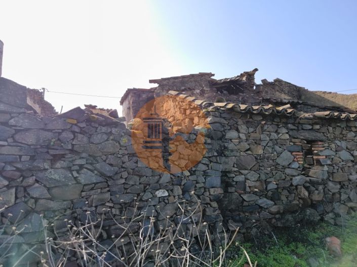 Image No.18-2 Bed House for sale