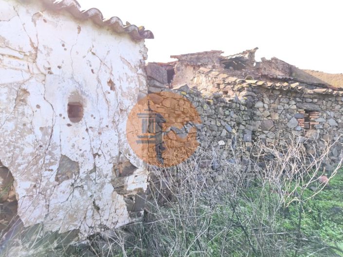 Image No.19-2 Bed House for sale