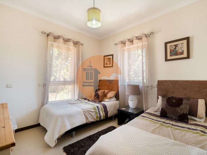 Image No.11-2 Bed Apartment for sale