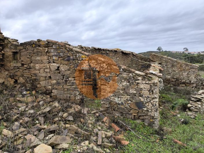 Image No.17-3 Bed House for sale