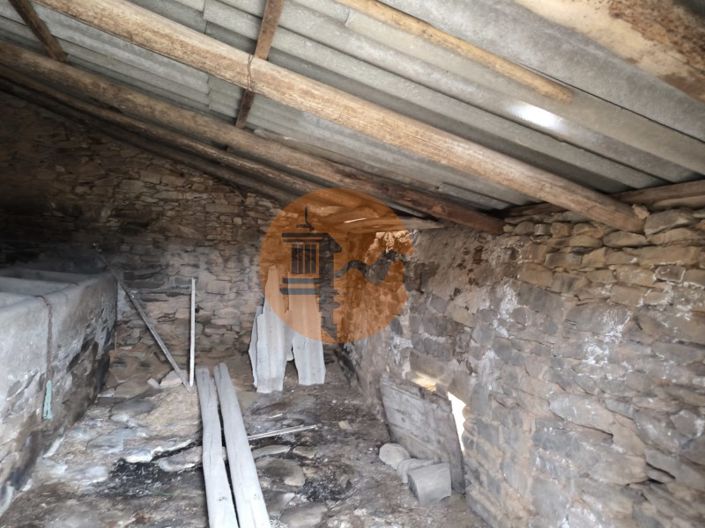 Image No.21-3 Bed House for sale