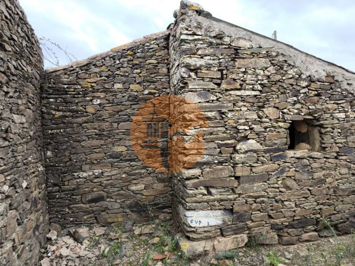 Image No.6-3 Bed House for sale