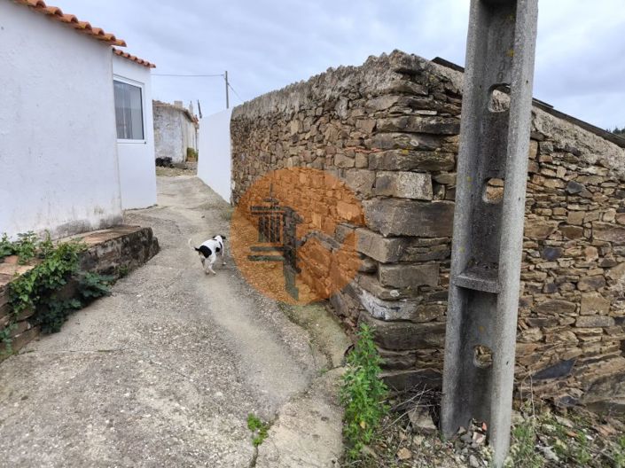 Image No.13-1 Bed Farmhouse for sale