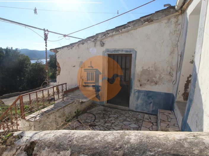 Image No.2-1 Bed Farmhouse for sale