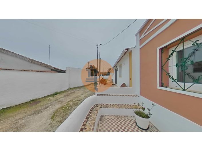 Image No.40-1 Bed House for sale