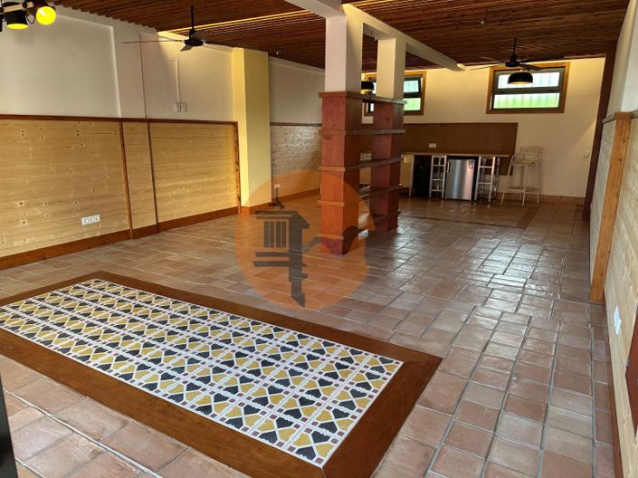 Image No.17-Commercial for sale