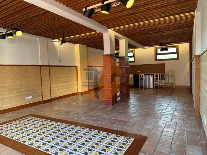 Image No.1-Commercial for sale