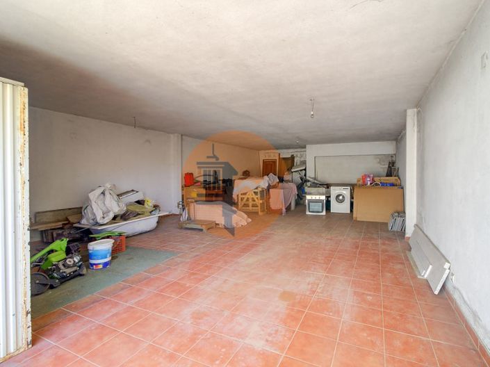 Image No.26-3 Bed House for sale