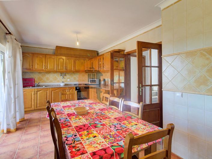 Image No.8-3 Bed House for sale