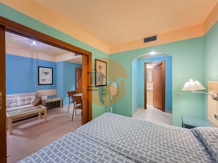 Image No.17-2 Bed Apartment for sale