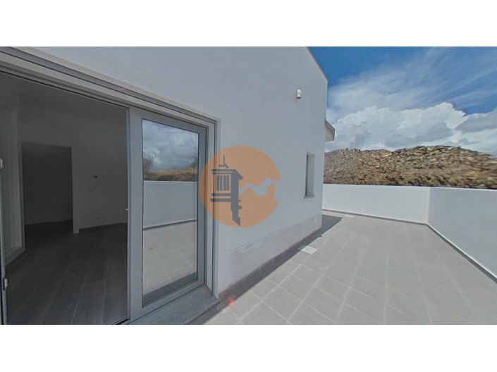 Image No.31-3 Bed House for sale