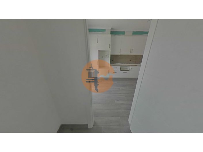 Image No.45-3 Bed House for sale