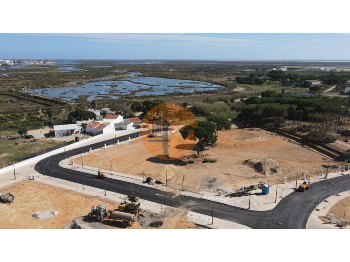 Image No.28-4 Bed House for sale