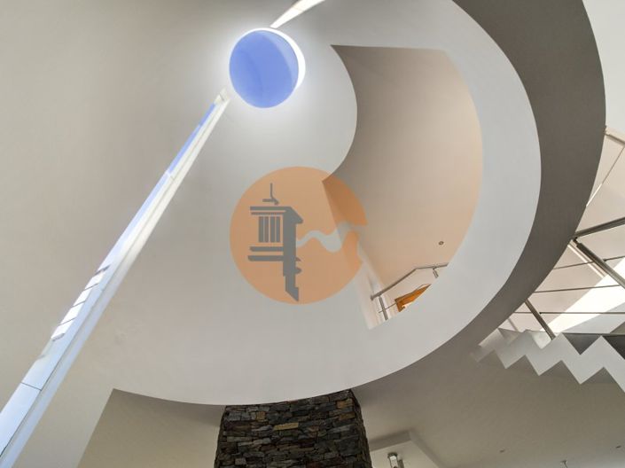 Image No.7-4 Bed House for sale