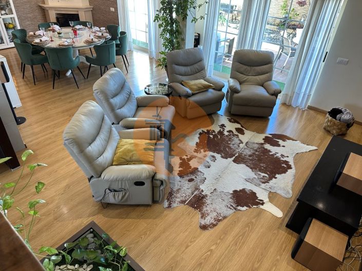 Image No.4-5 Bed House for sale