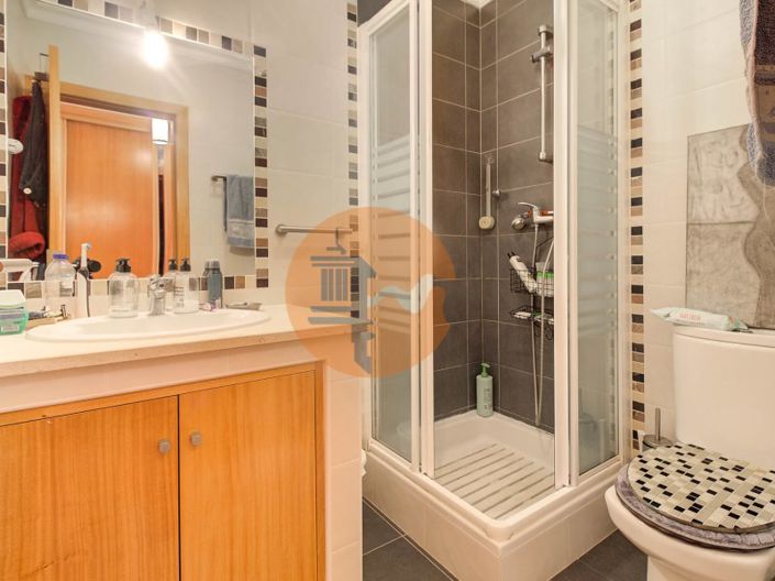 Image No.34-4 Bed House for sale