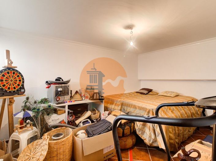 Image No.42-4 Bed House for sale