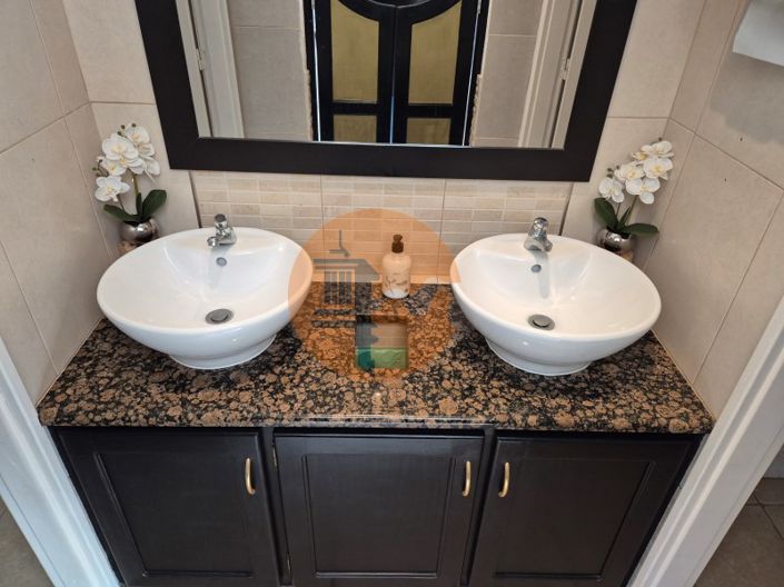 Image No.18-Restaurant for sale