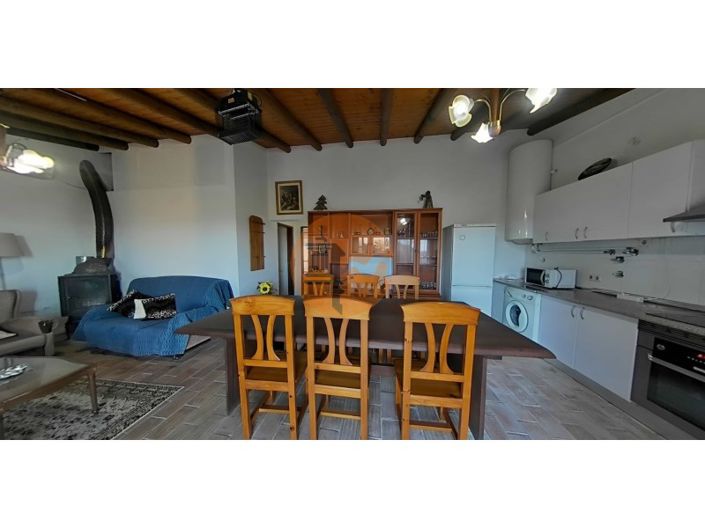 Image No.13-2 Bed House for sale