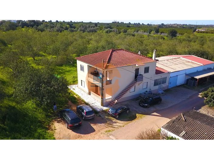 Image No.1-6 Bed Farmhouse for sale