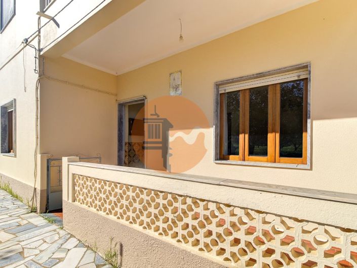 Image No.7-6 Bed Farmhouse for sale