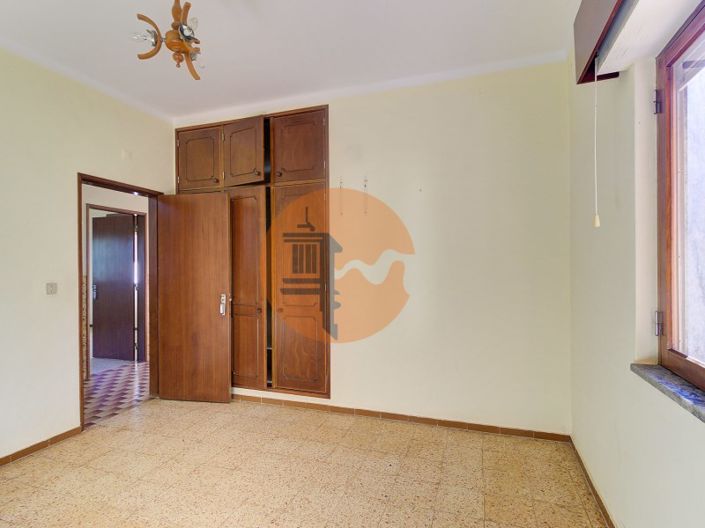 Image No.23-6 Bed Farmhouse for sale