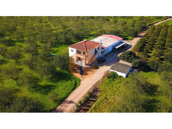 Image No.41-6 Bed Farmhouse for sale