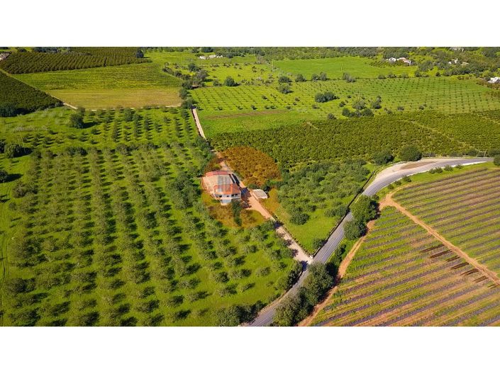 Image No.42-6 Bed Farmhouse for sale