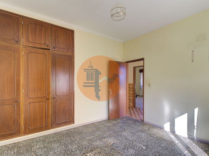 Image No.10-6 Bed Farmhouse for sale