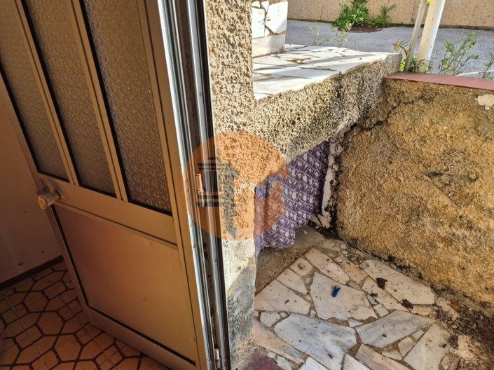 Image No.11-3 Bed House for sale