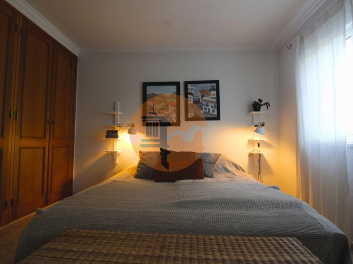 Image No.20-4 Bed House for sale