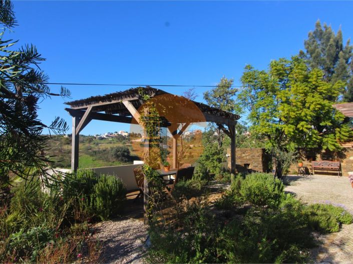 Image No.27-4 Bed House for sale