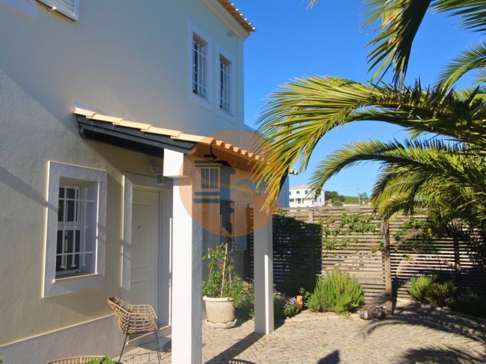 Image No.7-4 Bed House for sale