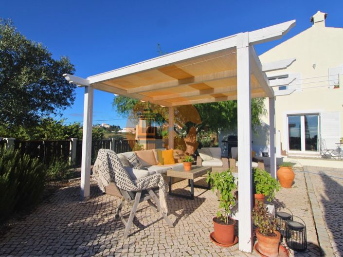 Image No.9-4 Bed House for sale