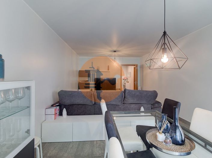 Image No.19-2 Bed Apartment for sale